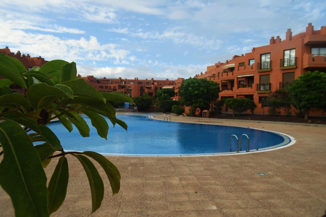 Alquilaencanarias El Medano Sotavento A, Terrace & Pool公寓 外观 照片